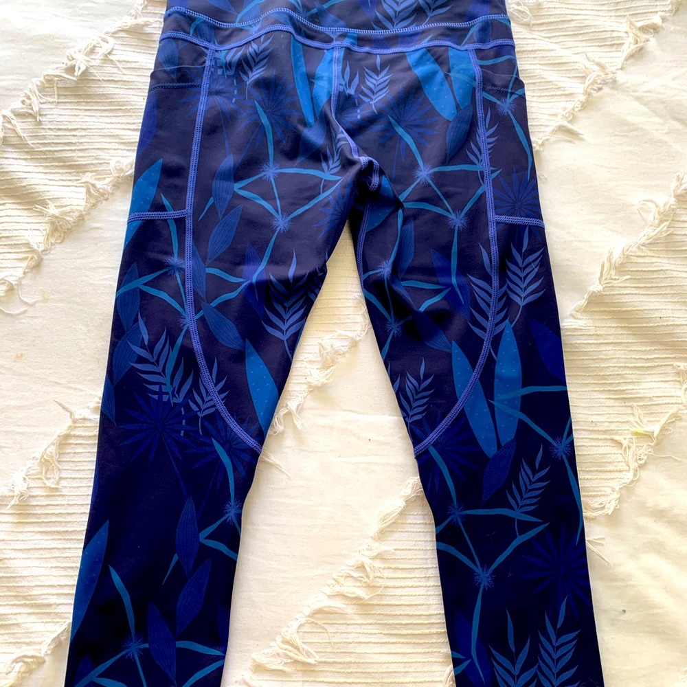 Zyia  Azul Paradise Light n Tight Legging